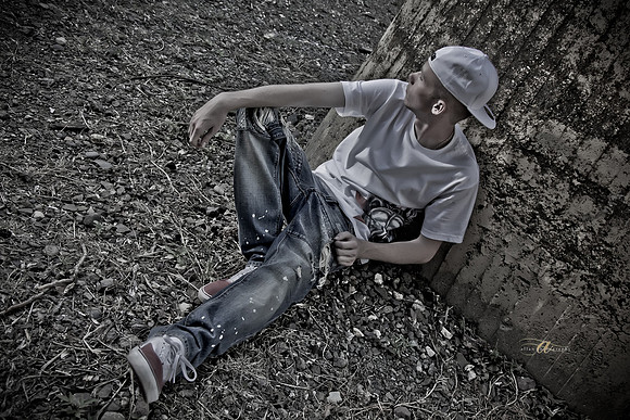 12Cameron028
