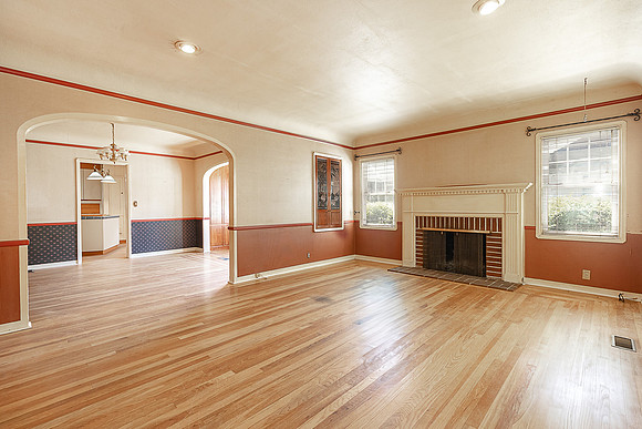 946 Sierra St07