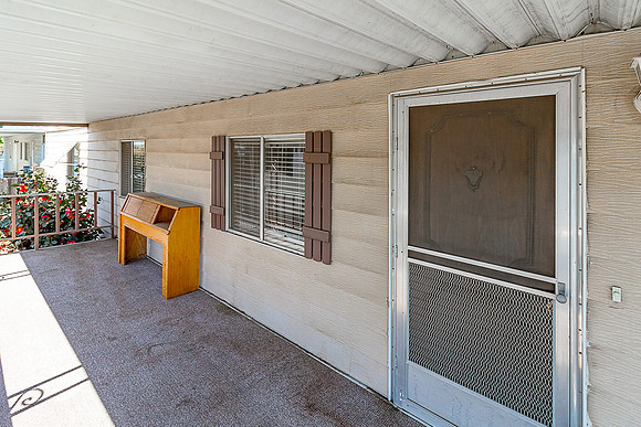 3933Lahaina05
