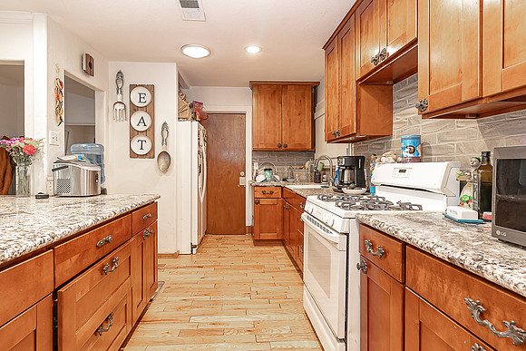 2110Monticello12