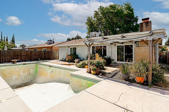2625Madrone29