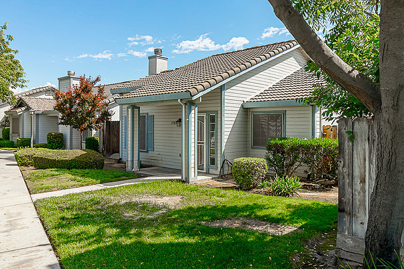 2703Parkway02