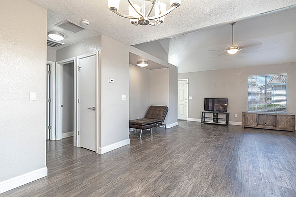 2703Parkway15