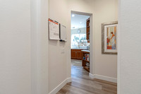 2425 Gallery 10