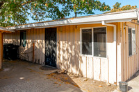 250 N 9th 04