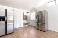 250 N 9th 10