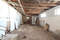 250 N 9th 18