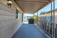 127 Camino Real19