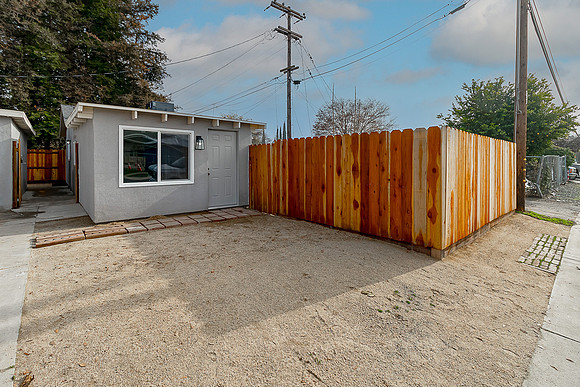 460Colfax18