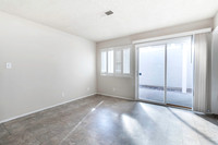 2724 Park Pl11