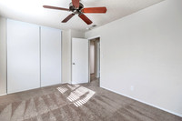 2724 Park Pl16