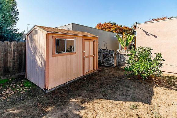 2724 Park Pl21