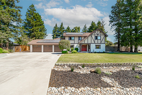 1415Clubhouse01