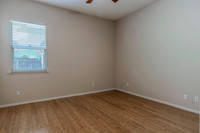 2100 Paramount17