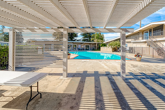3804Surfside28
