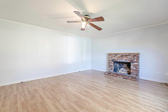 2040 Edgebrook 06