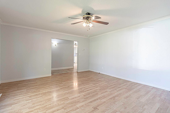 2040 Edgebrook 07