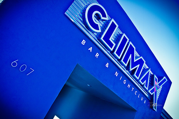 12ClimaxBar2103