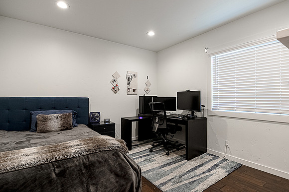 522 Myrtle21