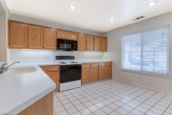 3517Kentfield208