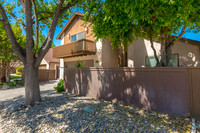 1805 Laurel Oak Dr, Modesto