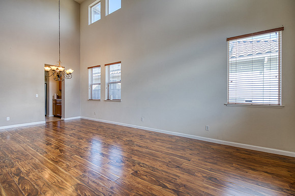 10349Lanier06