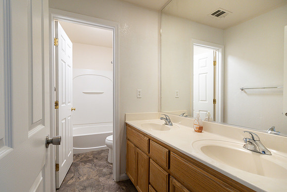10349Lanier26