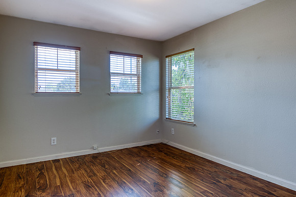 10349Lanier28