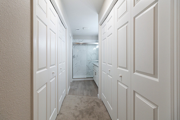 2204OrchardPark16