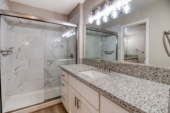 2204OrchardPark17