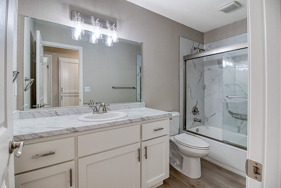 2204OrchardPark20