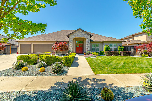4111CountryWalk02
