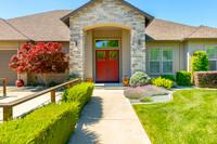4111CountryWalk07
