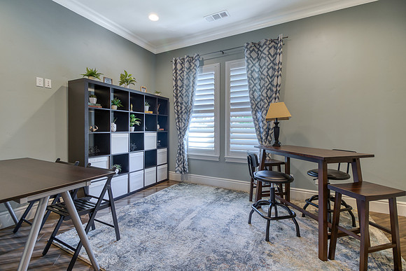 4111CountryWalk11