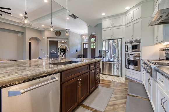 4111CountryWalk19