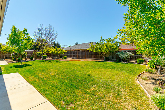 4111CountryWalk42