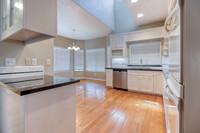 20920CHRISTOPHER14