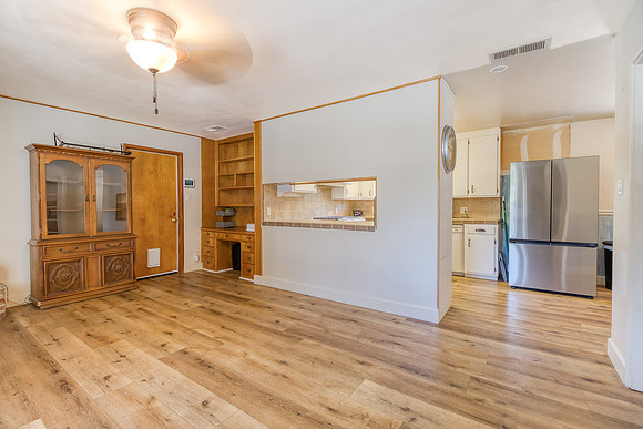 1036 Lakewood 11