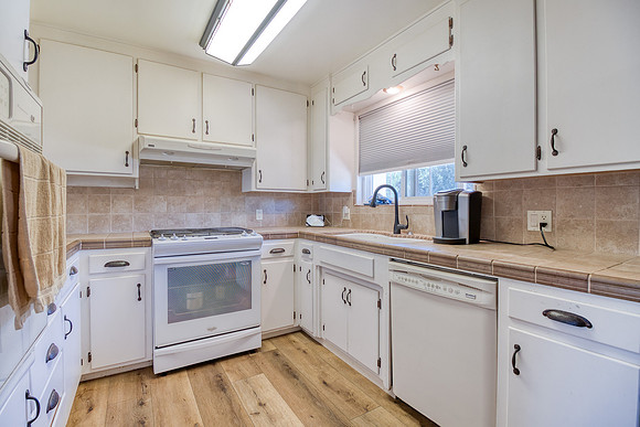 1036 Lakewood 14