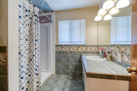 1036 Lakewood 19