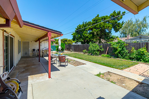 1036 Lakewood 24