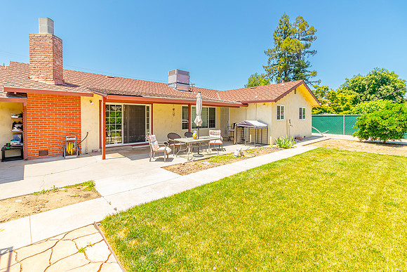 1036 Lakewood 26