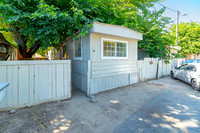 433 S 7th St, Modesto