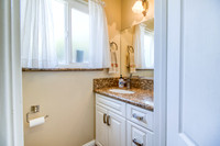 3313Mansfield 15