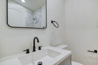 2323 Del Rio 15