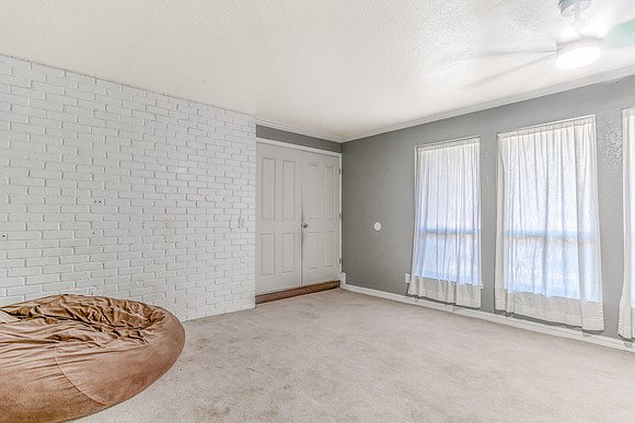 1602Venetian14