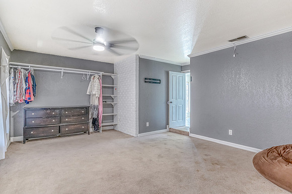 1602Venetian15