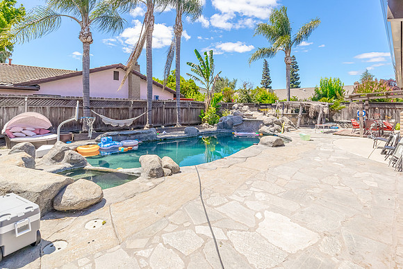 1602Venetian23