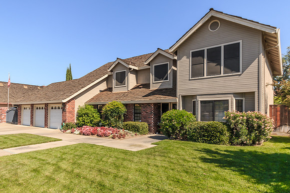 896 Shadowbrook -003