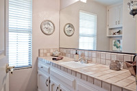 896 Shadowbrook -008